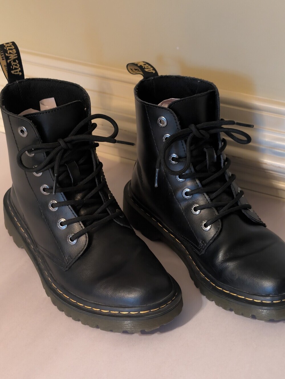 Dr Martens Launa Leather lace up boots size 8 combat, grunge, punk, goth, moto